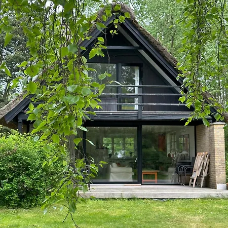 Cozy Thatched With Modern Decor * Knebel